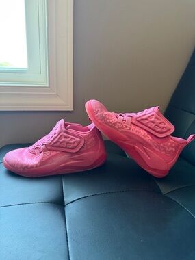 Kids' Jordan Zion 3 basketball shoes